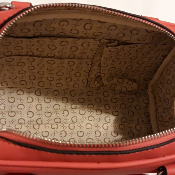 Guess Marx Popping Pink Satchel Crossbody Vegan - Picture 8 of 13